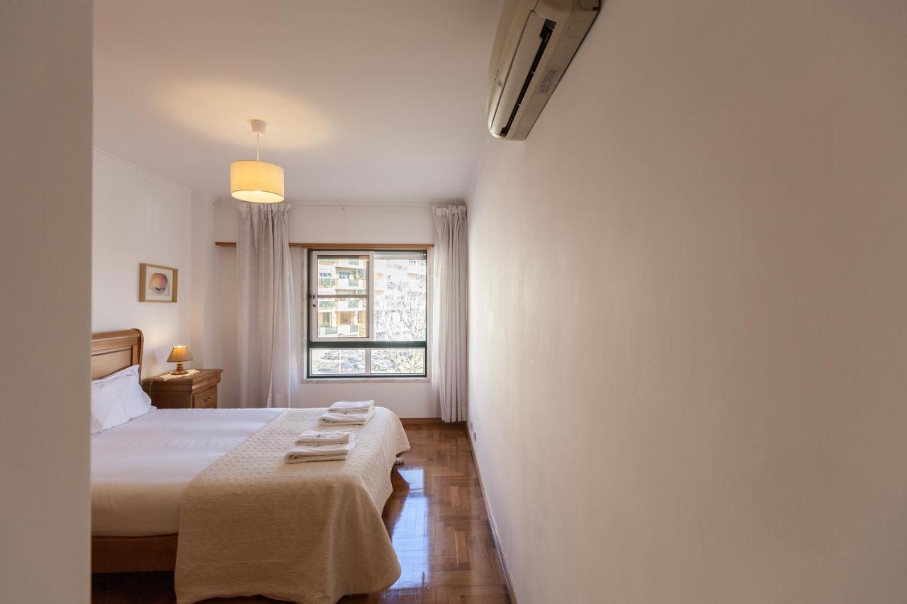 Flh Parede Family Flat With Balcony Exteriör bild