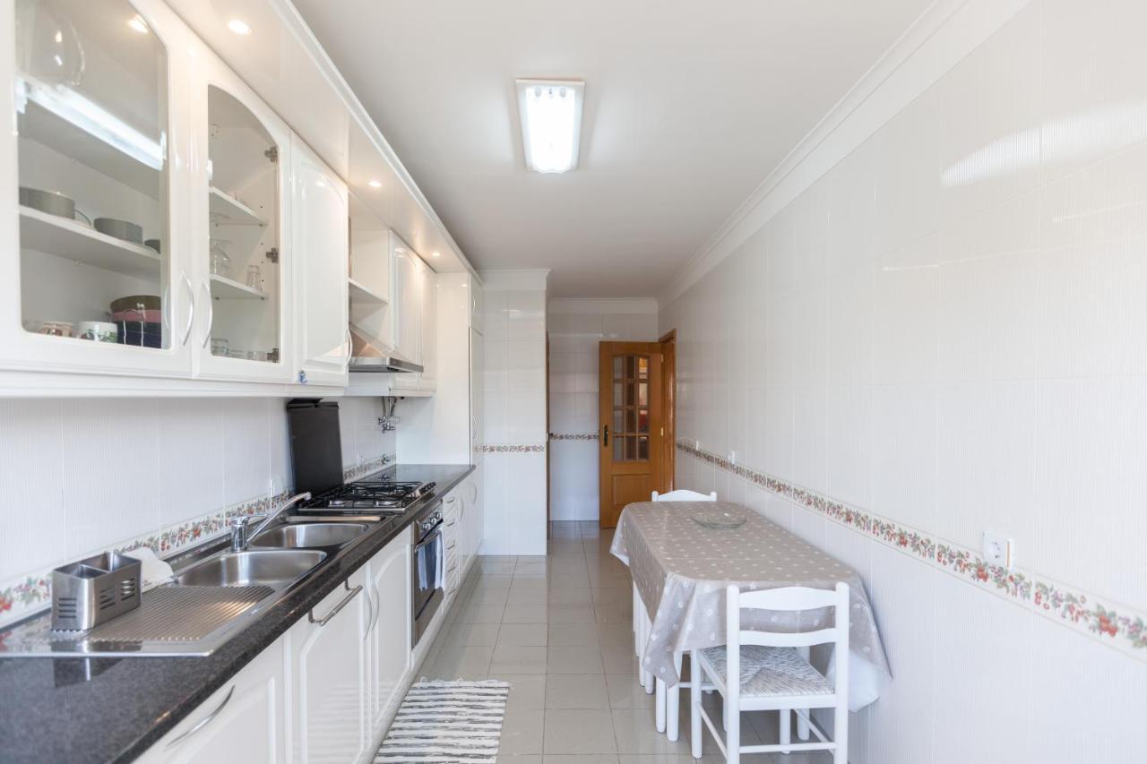 Flh Parede Family Flat With Balcony Exteriör bild